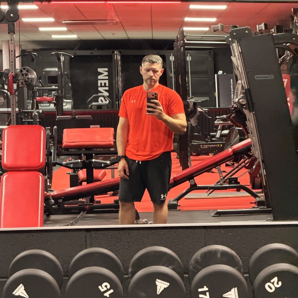 Me, at my new gym. Posing ofc.